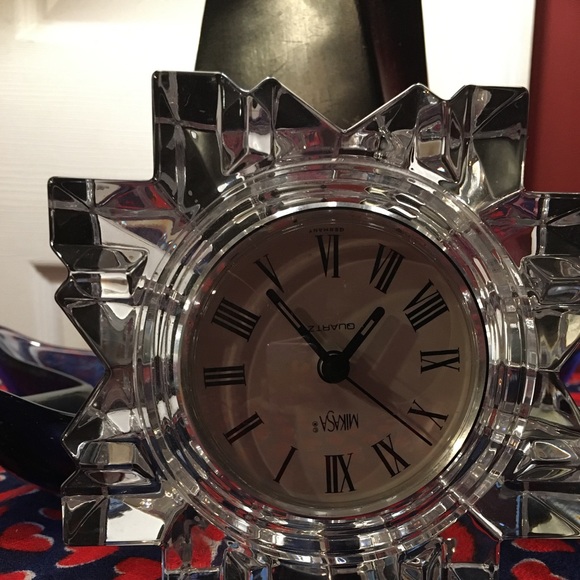 MIKASA Standing Crystal Clock. - Picture 6 of 10